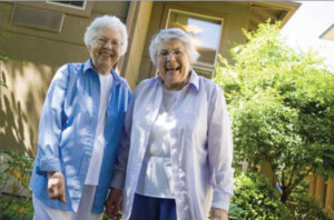 Sisters Lavone (left) and Lois (right)