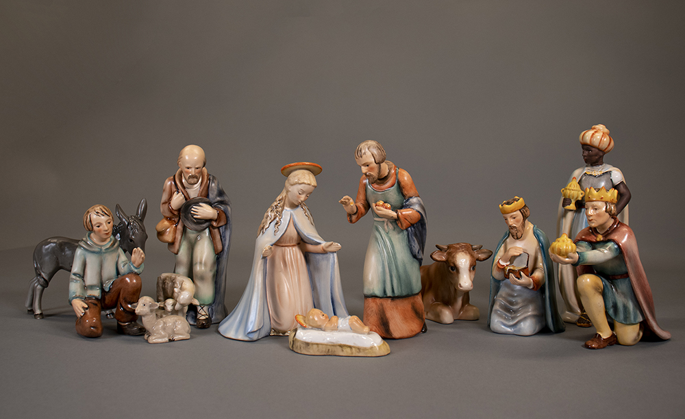 Hummel nativity scene